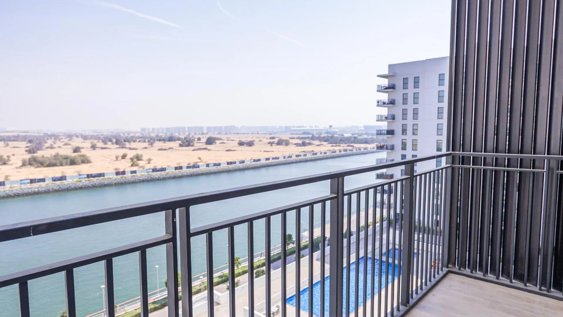 Bloomfields Stu Waterfront Studio Yas أبو ظبي